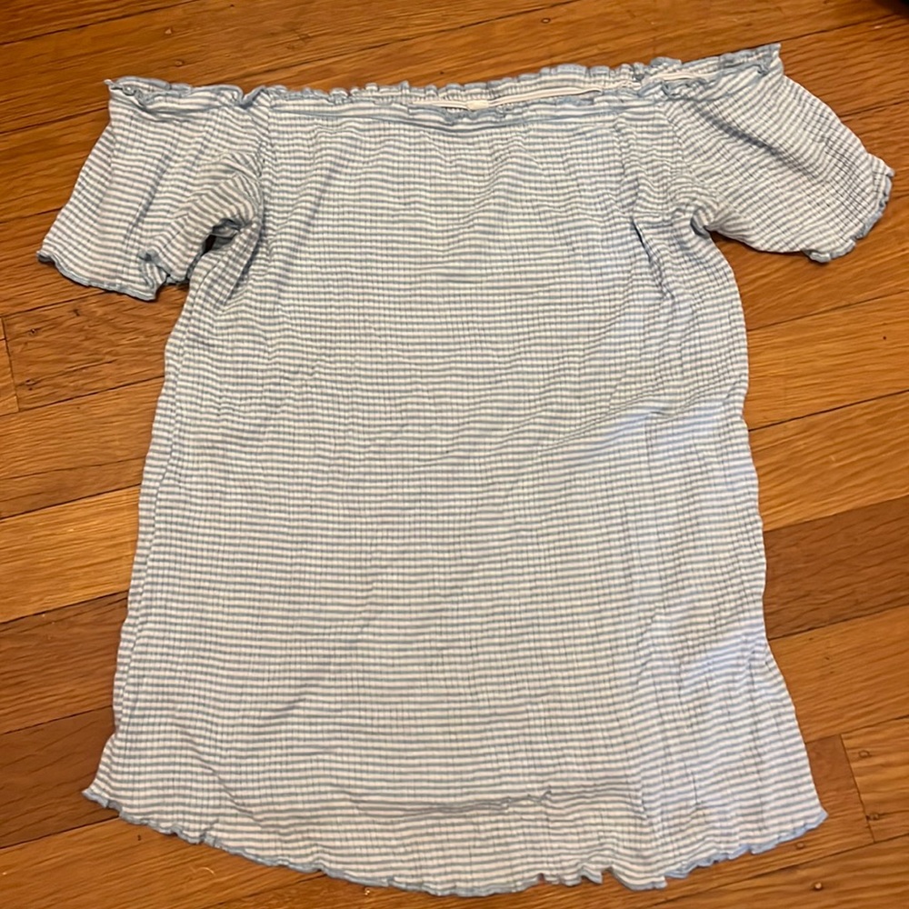 Small Pacsun Blue Stripe Off the Shoulder Short sleeve